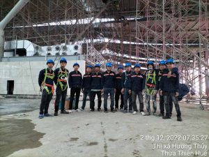 nhan-vien-niem-no-chuyen-nghiep